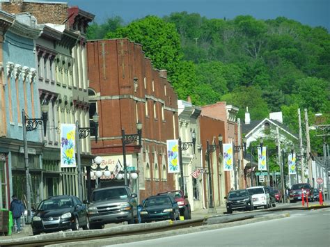 Historic Frankfort, Kentucky - Active Travel Experiences