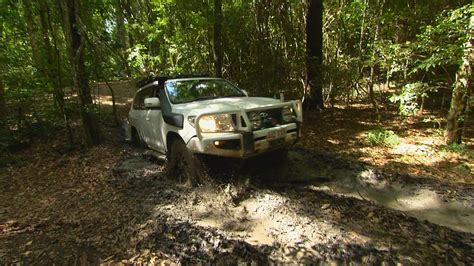 The Land Cruiser Club driver training - Creek To Coast