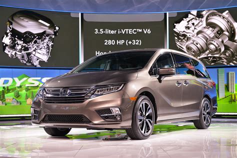 2018 Honda Odyssey debuts with 280-hp V-6, 10-speed auto