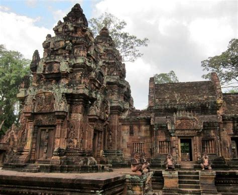 Best Temples Angkor Wat - According to top travel Bloggers