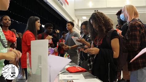 Marquette Activities Fair - YouTube