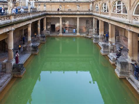 Roman Baths, The Oldest Roman Baths Site in The UK - Traveldigg.com