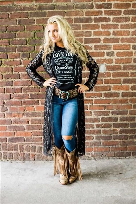 Pin by Grant Johanson on Cowgirls | Country girls outfits