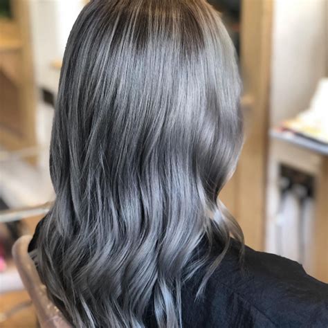 Ash Gray Hair Color Ideas & Formulas | Wella Professionals