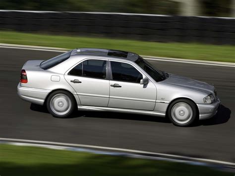 [Essai] La Mercedes C43 AMG (W202) 1997 - 2000