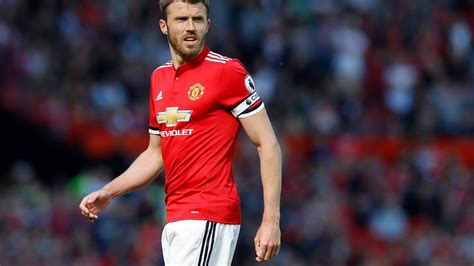 Michael Carrick on his new autobiography – what he said - Eurosport