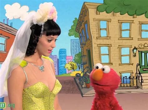 Katy Perry sings "Hot N Cold" with Elmo on Sesame Street! - video ...