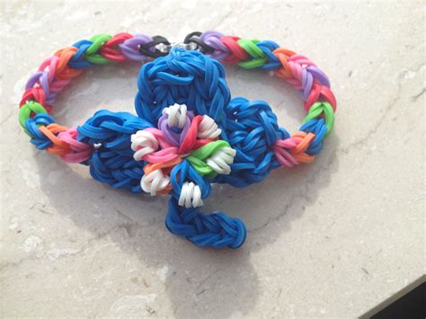 Girl Guide themed bracelet. | Rainbow loom creations, Rainbow loom ...