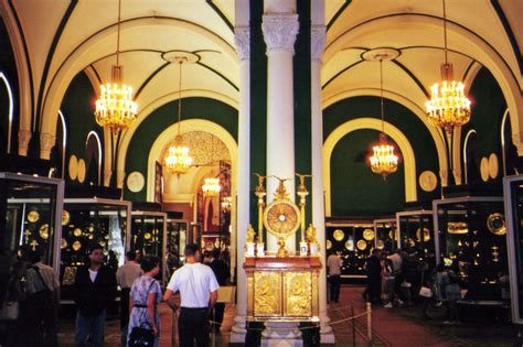 Kremlin armory | Inside the Kremlin Armory in Moscow, Russia… | stevesheriw | Flickr