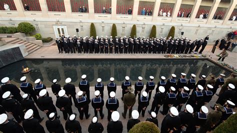 DVIDS - Images - USS Canberra Crew in Australia's Last Post Ceremony ...