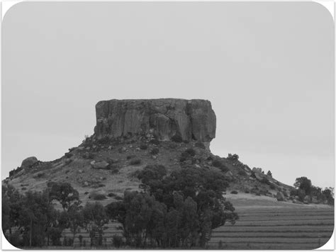 Black and White Wednesday, Rock Formations... - Natural Suburbia