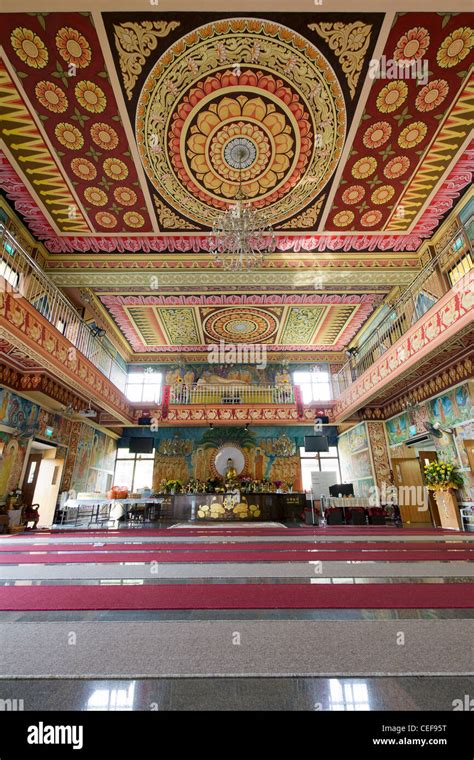 Mangala Vihara Buddhist Temple in Singapore Stock Photo - Alamy