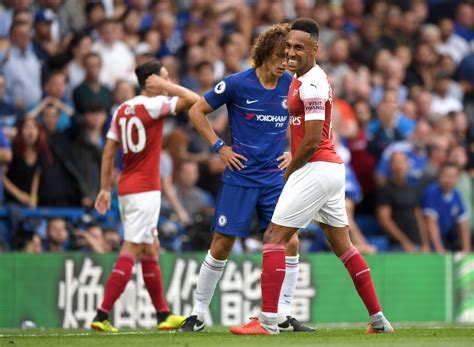 Shocking Aubameyang Miss Costs Arsenal Against Chelsea