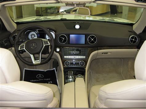 I’ve seen the 2013 Mercedes-Benz SL550 in Person! – BenzBlogger