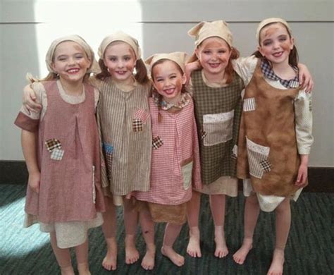 orphan home costume - Google Search in 2020 | Annie costume, Costumes for women, Popular costumes