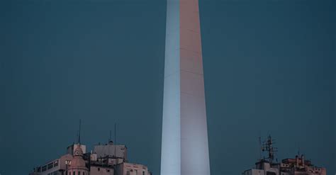 El Obelisco in Buenos Aires, Argentina at Night · Free Stock Photo