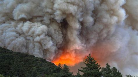 What Wildfire Smoke Plumes Reveal About Air Quality Over Time - EcoWatch