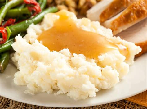 3. Mashed Potatoes & Gravy from Best & Worst Thanksgiving Sides, Ranked | E! News