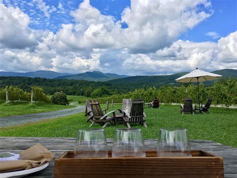 7 Wineries Near Charlottesville You Can Get To in 30 Minutes or Less | Outside The Wine Box