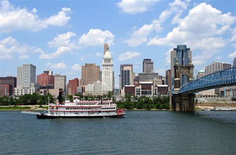 7 Best Cincinnati Food Tours And Experiences For Foodies [2023]