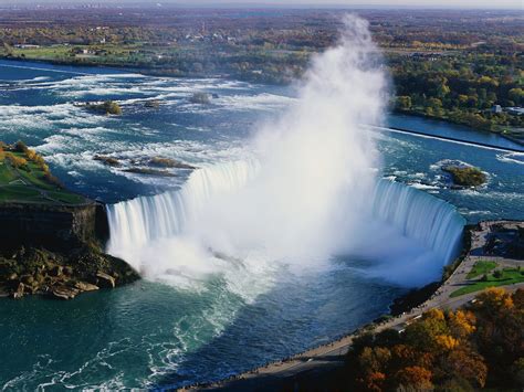 Niagara Falls, USA / Canada - YourAmazingPlaces.com