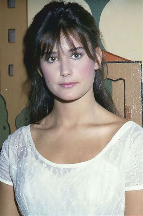 Amazing Portraits of a Young Demi Moore in the 1980s in 2021 | Demi moore, Demi, Emilio estevez