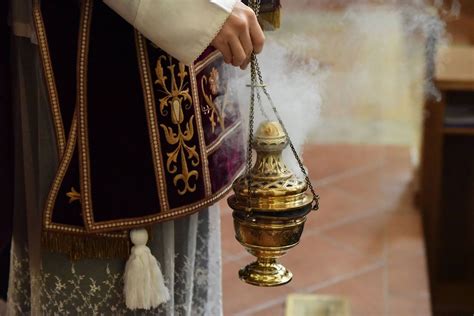 New Liturgical Movement: Biblical Types or Anticipations of Traditional Catholic Worship