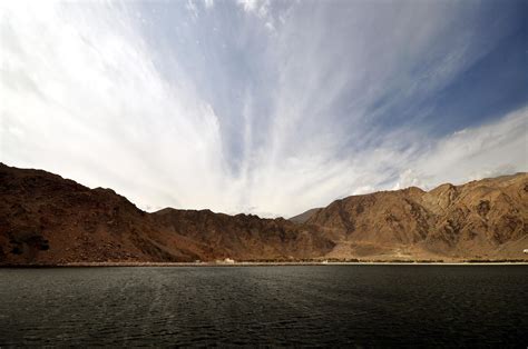 The Fjords of Oman - Style Hi Club