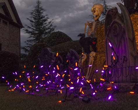 Halloween Lights & Decoration Ideas