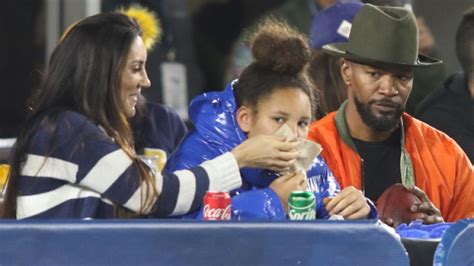 Jamie Foxx Reunites With Ex Kristin Grannis & Daughter At NFL Game ...