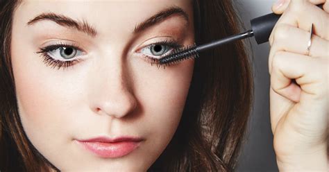 Best Mascaras For Lower Lashes | POPSUGAR Beauty UK