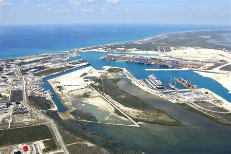 Freeport Harbour in Freeport, GB, Bahamas - harbor Reviews - Phone ...