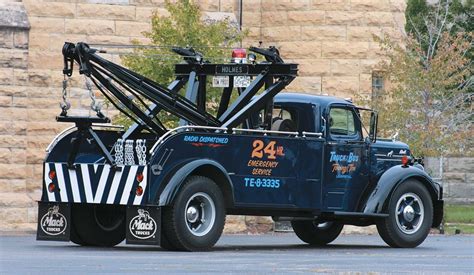 Photo Feature: 1950 Mack A20 Tow Truck