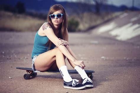 Girl Skateboard Wallpaper (31+ images)