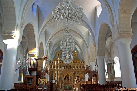 File:Church of the Holy Cross interior, Monastery of Stavros.jpg ...
