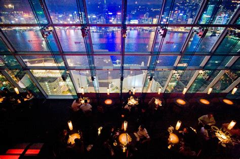 Aqua Hong Kong - Rooftop Bar and Restaurant in Kowloon - Go Guides