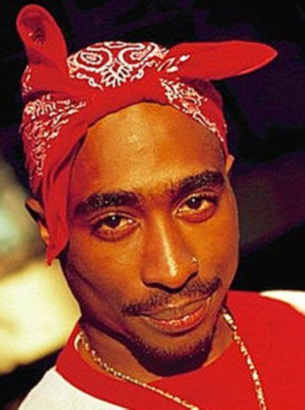 Resultado de imagem para 2pac com bandana | 2pac, Tupac makaveli, Bandana style