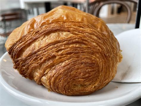 Perfectly flaky croissant : r/FoodPorn