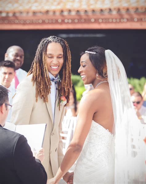 Brittney Griner Marries Glory Johnson | News | BET