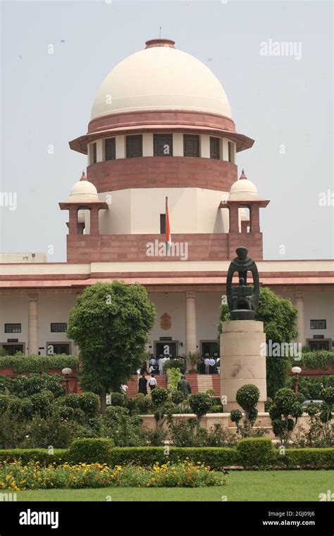 A general view of main building of the Indian Supreme court In New ...