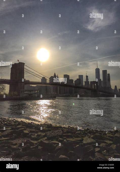 Brooklyn bridge sunset Stock Photo - Alamy