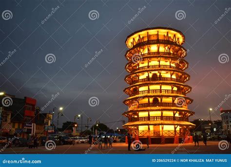 Night View of Teluk Intan Leaning Tower Perak Malaysia Editorial Stock ...