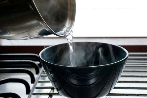 Steam Inhalation: A Classic Home Remedy for Congestion — Science of ...