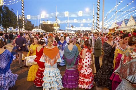 Best of Andalusia - Travel guide for Feria de Abril | travelingwolf