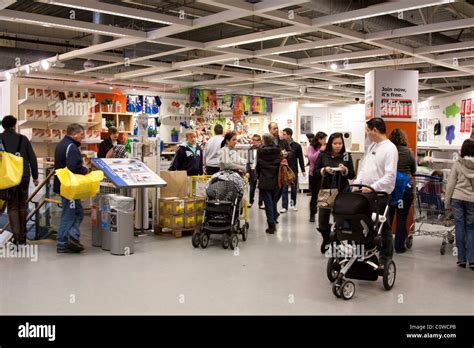 Ikea Store - Wembley - London Stock Photo - Alamy