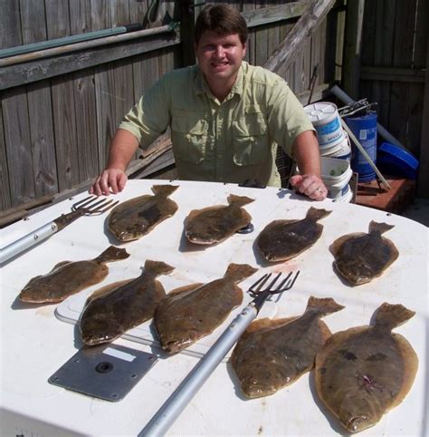 Flounder Gigging at Night - How to Stick Em | Great Days Outdoors