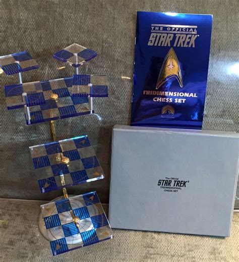 Franklin Mint Star Trek Tridimensional Chess Set - ChessAntiques.com