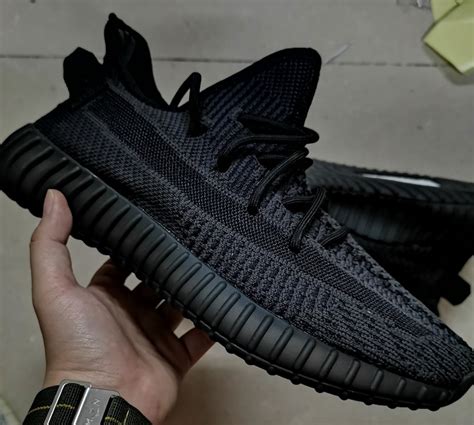 adidas Yeezy Boost 350 V2 Black Reflective FU9006 Release Date - SBD