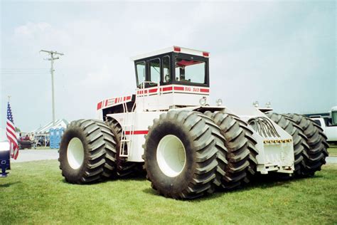 Big Bud 525/50 | Tractor pictures, Old tractors, Tractors