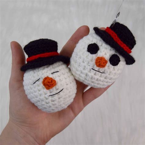 Free Crochet Ornaments- Snowman